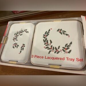 Vintage 3 piece tray set in Christmas holly and berry pattern